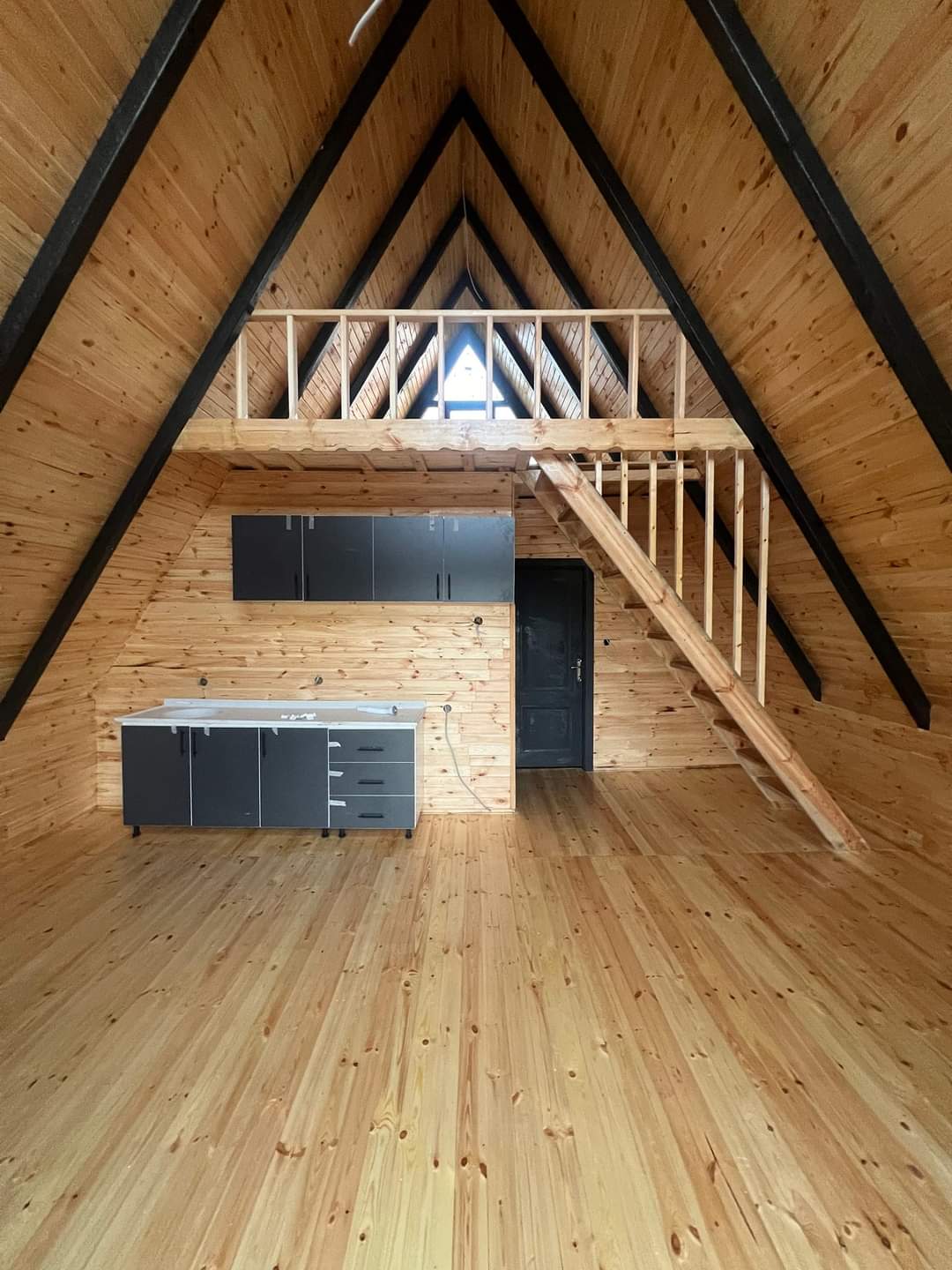 Eco-friendly prefabricated home
